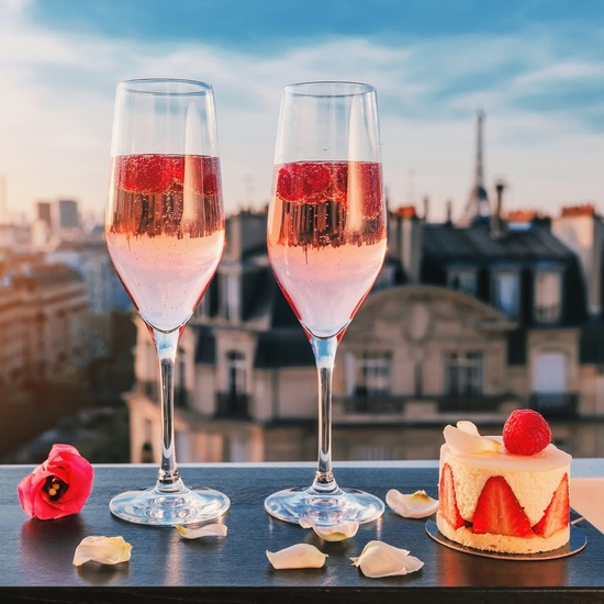 Champagne & Red Raspberries - Fragrance Oil