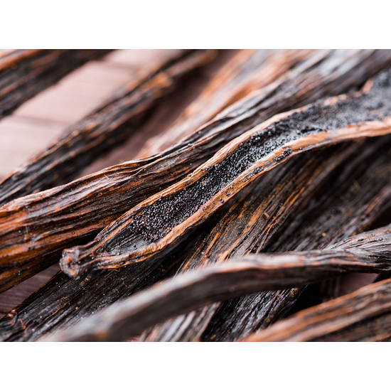 Oud Wood & Dark Vanilla - Fragrance Oil